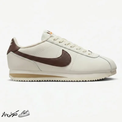 کتونی خارجی زنانه کتانی نایک کورتز سفید شیری قهوه‌ای Nike Cortez Cacao Wow DN1791-104