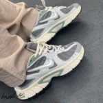 کتونی خارجی مردانه نایک مدل p7000 طوسی کرم Nike p7000 model grey cream
